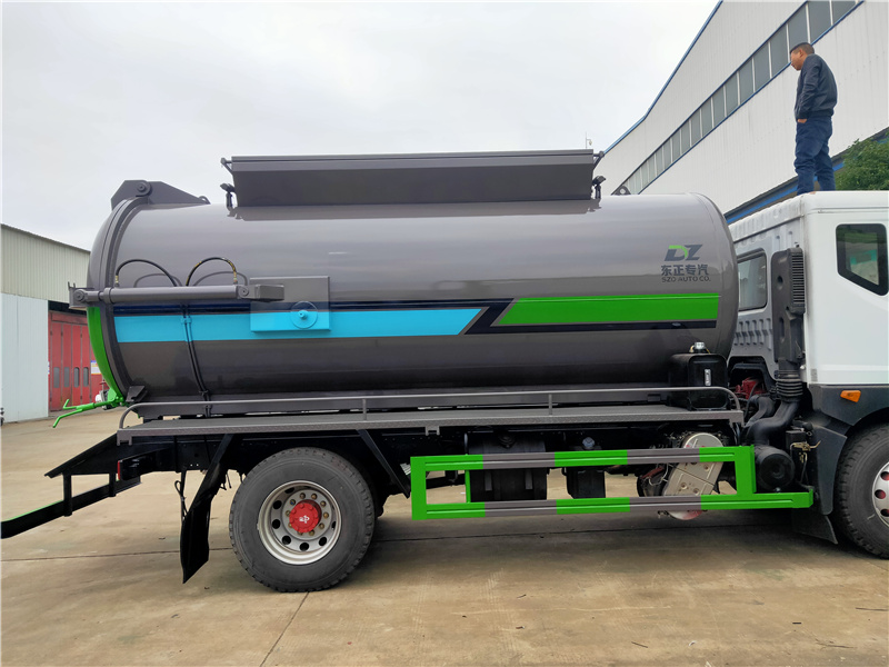 ��ʽ10��12��������ж܇